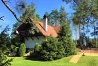 Dom Letniskowy na Kaszubach z podgrzewanym basenem - B&B