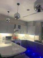 Travis House Three Luxury Modern Living free WiFi - B&B