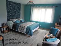 Camera Matrimoniale con Vista Giardino