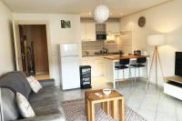 Le Vert Bois - calme, verdure, terrains de tennis - B&B
