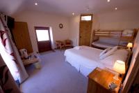 Quadruple Room with Shower