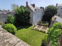 B&B Blois - DEMEURE DES CORDELIERS avec parking privé - Bed and Breakfast Blois