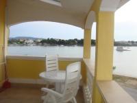 Estudio con terraza y vistas al mar