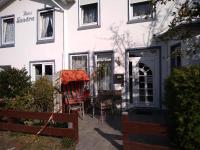 Haus Sandra - FeWo 8, 1 Stock, Box-Betten, Terrasse mit Strandkorb - B&B Dahme