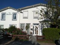 FeWo 8, 1ste Etage, eigene Terrasse mit Strandkorb - B&B