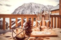 die Tauplitz Lodges - Alm Lodge A6 by AA Holiday Homes - B&B Tauplitz