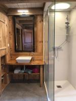 Le Grenier - Piscine et SPA - B&B