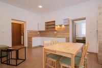 Apartment with Garden View