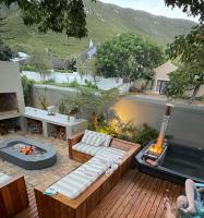 Seven on Flora- Hot Tub, Modern with amazing outside area - Chambres d’hôtes Hermanus
