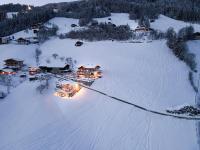 Chalets & Apartments Wachterhof - Bed and Breakfast Kaltenbach