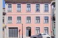 BOUTIQUE Rentals- Art & Charm Apt w/ balcony & garage - B&B Oporto