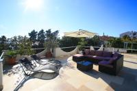 Apartamento con terraza