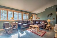 B&B Estes Park - Estes Park Home with AC - half Mi to Lake and Downtown! - Bed and Breakfast Estes Park