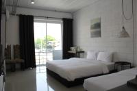 Large Double or Twin Room