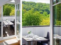 Dünenpark Binz - Komfortplus Ferienwohnung mit 2 Schlafzimmern und Balkon im Dachgeschoss 009 - B&B