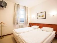 Strandvillen Binz - Ferienwohnung mit Meerblick, 1 Schlafzimmer und Balkon SV-759 - Chambres d'hôtes Ostseebad Binz