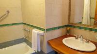 Appartement 2 Chambres avec 2 Salles de Bains 