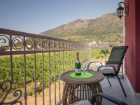 One Bedroom Apartment with Balcony