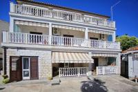 Apartment mit Terrasse
