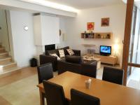 Cozy family villa 500m. from the beach - B&B Byala