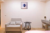 Habitación con cama grande