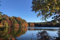 Lakefront Granby Escape w/ Private Dock & Kayaks! - B&B Granby