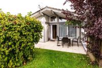 Ferienwohnpark Immenstaad am Bodensee Satteldachhaus Typ 9 SD 59 - Chambres d’hôtes Immenstaad am Bodensee