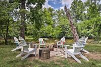 Outdoorsmens Paradise on River with Fire Pit! - B&B