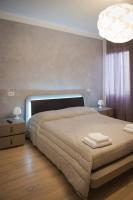 Apartment mit 1 Schlafzimmer und eigenem externen Badezimmer (2 Erwachsene)