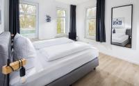 One-Bedroom Apartment 7