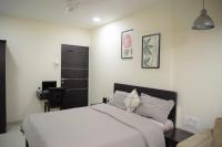 Lite Stays - Vile Parle East - B&B Mumbai