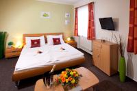 Double or Twin Room with Shower