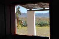 One-Bedroom House with Mountain View