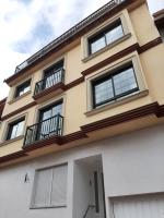Os Faros Pisos Turísticos - B&B