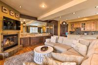 Lavish Jeremy Ranch Retreat - 6 Mi to the Canyons! - Chambres d’hôtes