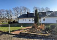 Exklusive Naturoase direkt am Ars Natura Wanderweg mit Panoramablick auf Melsungen - B&B Melsungen