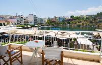 Straight to the Lake View Apartments - Chambres d’hôtes Agios Nikolaos