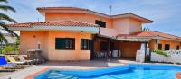 Sardinia Family Villas - Villa Chiara with private pool - Chambres d’hôtes Arzachena