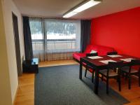 Holiday accommodation - swimming pool available - B&B Davos