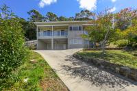 Eastern Views Beach House - Spacious Family Escape - Chambres d’hôtes Lakes Entrance