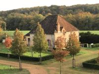 Cottage with Garden View