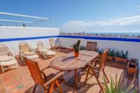 Linda Vista Oasis Penthouse by Hello Homes Sitges - B&B