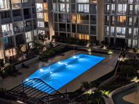 Elegant 3-bed 2-bath, balcony, with pool included, NO PARTIES! - B&B Sydney