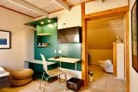 Tweepersoonskamer met 1 of 2 Bedden en Eigen Badkamer (Kobe)