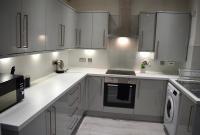 B&B Falkirk - Kelpies Serviced Apartments- Russell - Bed and Breakfast Falkirk