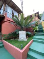Bungalow with Patio