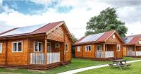 B&B Sutton on Sea - Bacchus Hotel Log Cabins - Bed and Breakfast Sutton on Sea