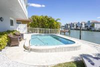B&B St. Pete Beach - Waterfront & Pool B Star5Vacations - Bed and Breakfast St. Pete Beach