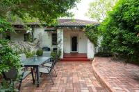 Soloman Street Cottage - Bed and Breakfast