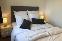 02 Bedrooms-Paris-Disneyland-Parking-RER A 3' - B&B Noisy-le-Grand